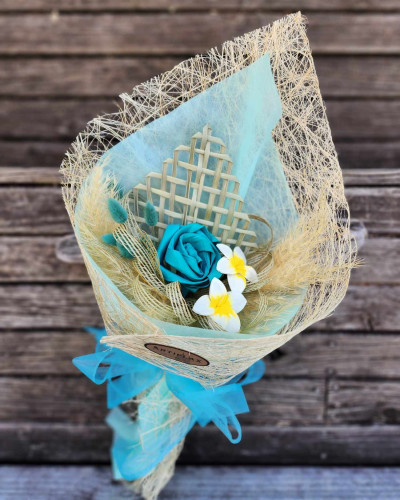 15 Exclusive Flax Flower Posy