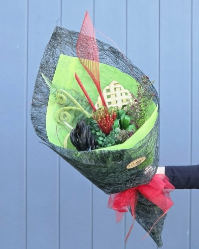 Single Flax Pohutukawa Bouquet