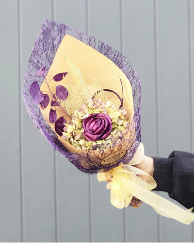 Mini Flax Flower Posy - Whitu Mini Flax Flower Posy - Whitu
